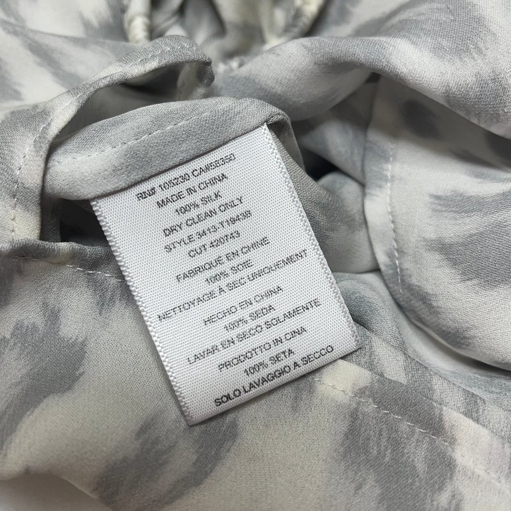 Joie grey/ivory jaguar print V neck Silk Blouse - Picture 7 of 10